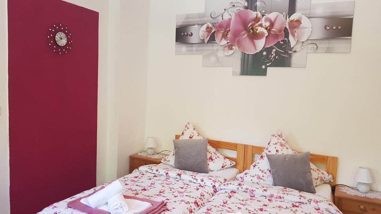 Gasthaus Alter Bahnhof Hotel Metzdorf Luaran gambar